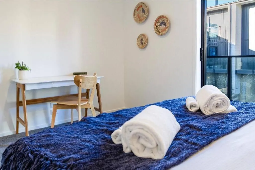 3 Minutes Walk To Riverside Market 4Bed4Bath Christchurch Apartment